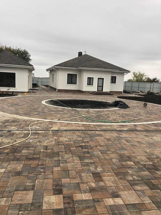 Тротуарная плитка завод Фортис .Бордюры.Борт дорожный.