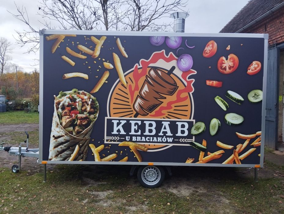 Reklama na samochód oklejanie busów witryn montaż reklam cała Warszawa