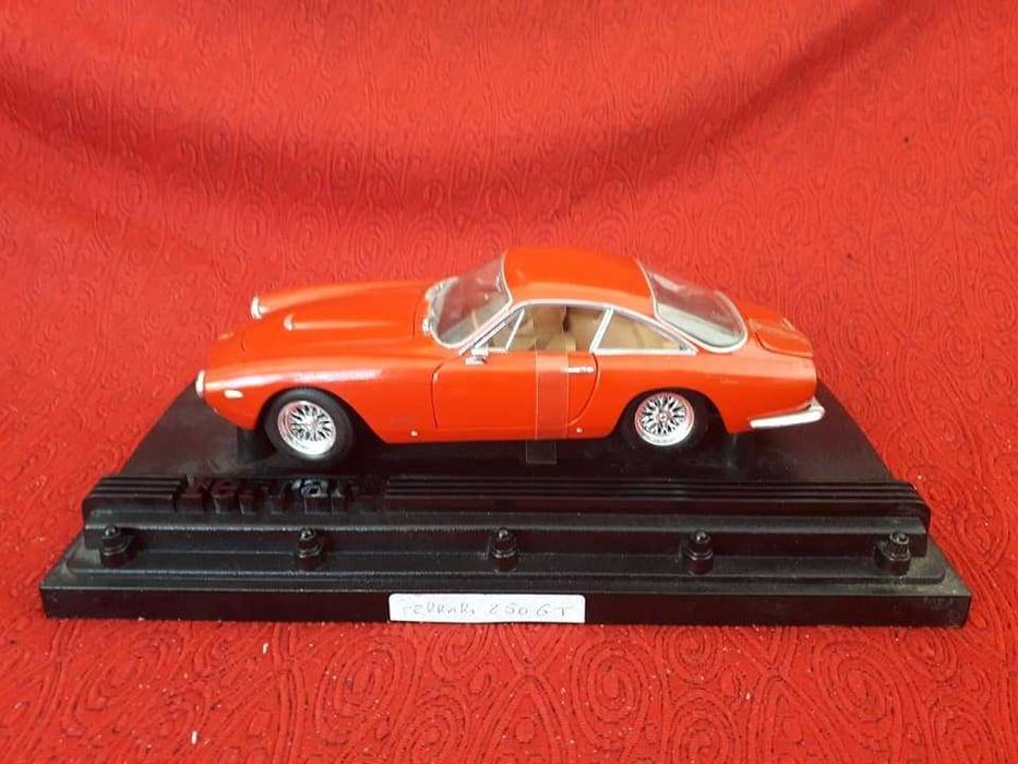 Carros de colecção 1/24