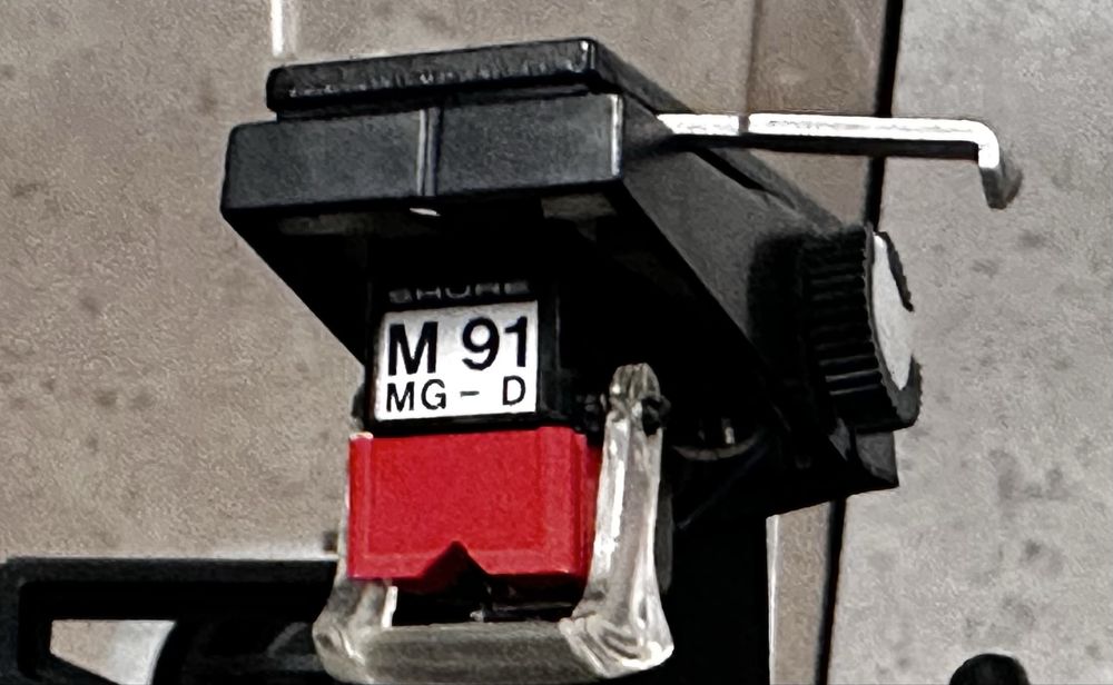 Gramofon Dual 701 z wkladka Shure M91 MG-D , vintage