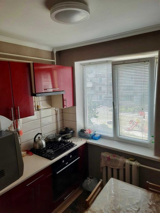 Продам 3 к.квартиру,в центрі міста,вул.Коновальця,буд.4