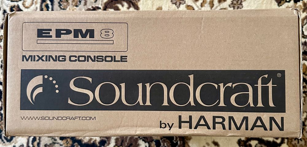 Mesa mistura Soundcraft EPM8