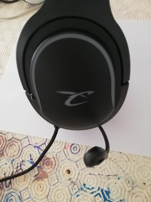 Auscultador gaming  com defeito