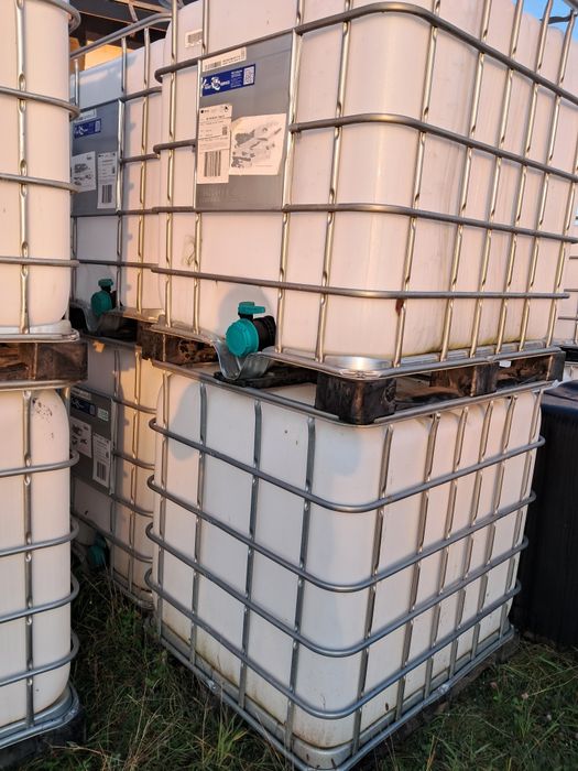 Zbiorniki 1000l mauzer spożywka melasa duzy spust