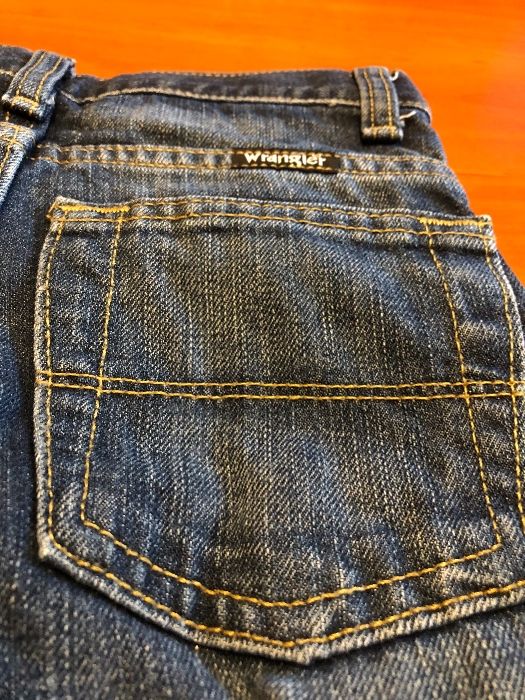 Spodnie jeansowe Jeansy dżinsy Wrangler jak nowe około 116