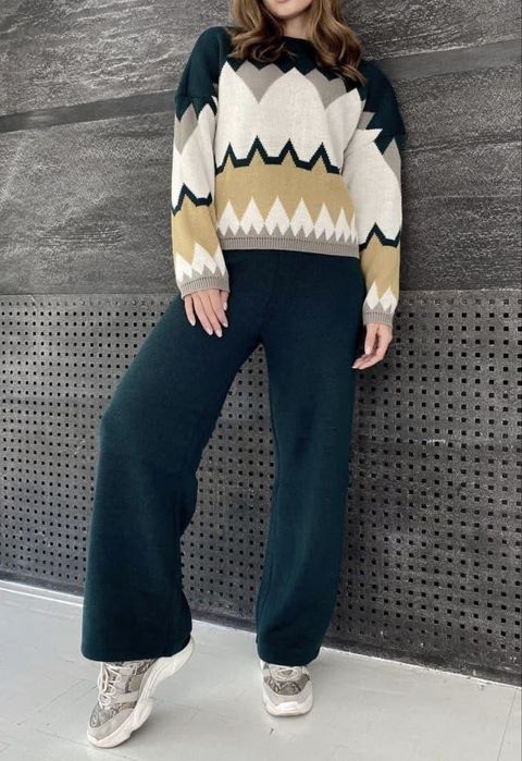 630 грн. Жіночий брючний вʼязаний костюм