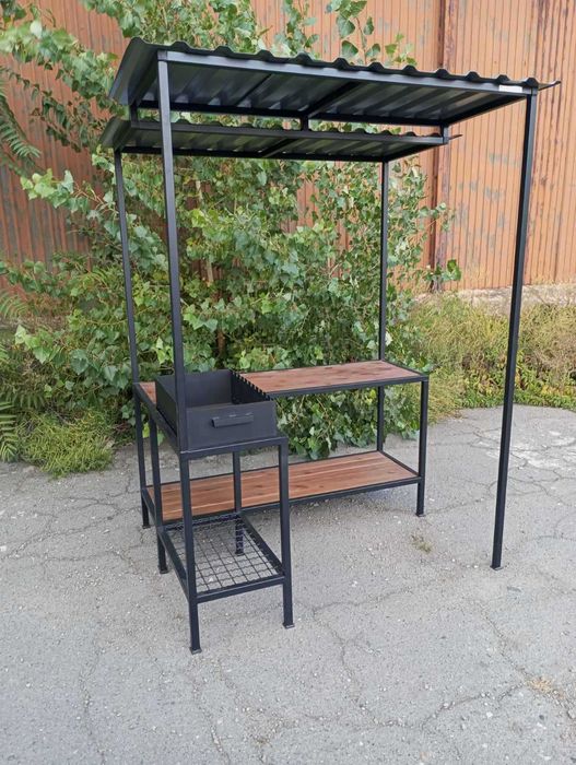 Мангал LOFT стаціонарний з навісом, дровницею  Обідня BBQ зона із мангалом (11 пазів)