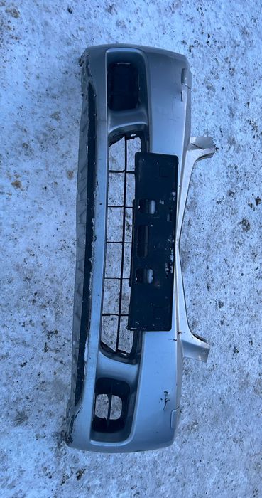 Zderzak przedni Honda Accord VII 7 xenon spryskiwacz 02-06 NH-623M