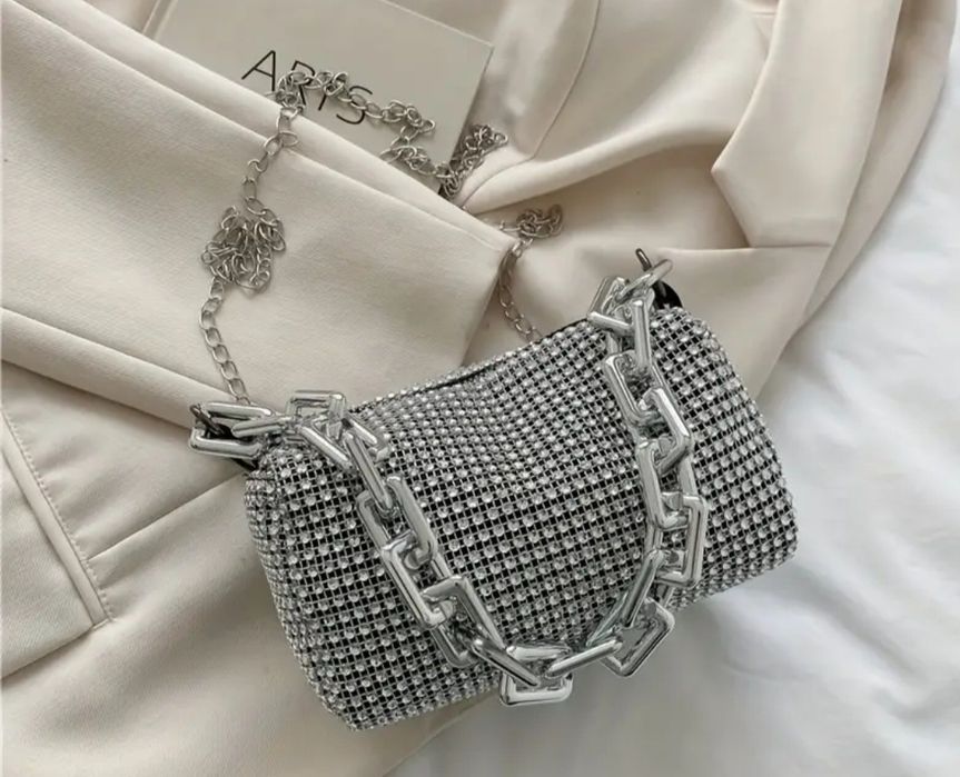 Torebka srebrna mała