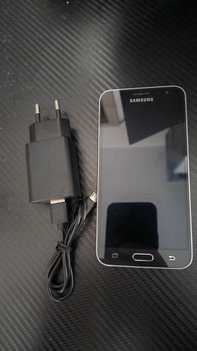 Samsung J3 Super Amoled + ładowarka