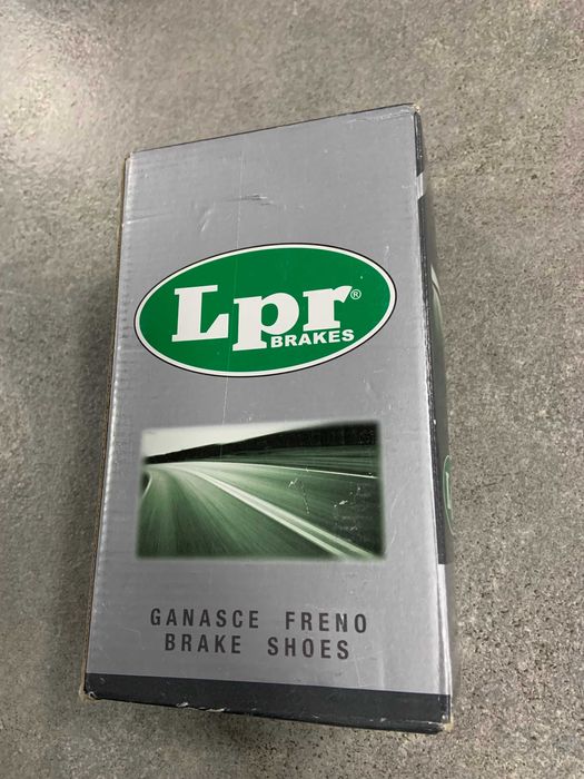 Гальмівні барабанні колодки LPR (на Mitsubishi Colt, Smart Forfour)