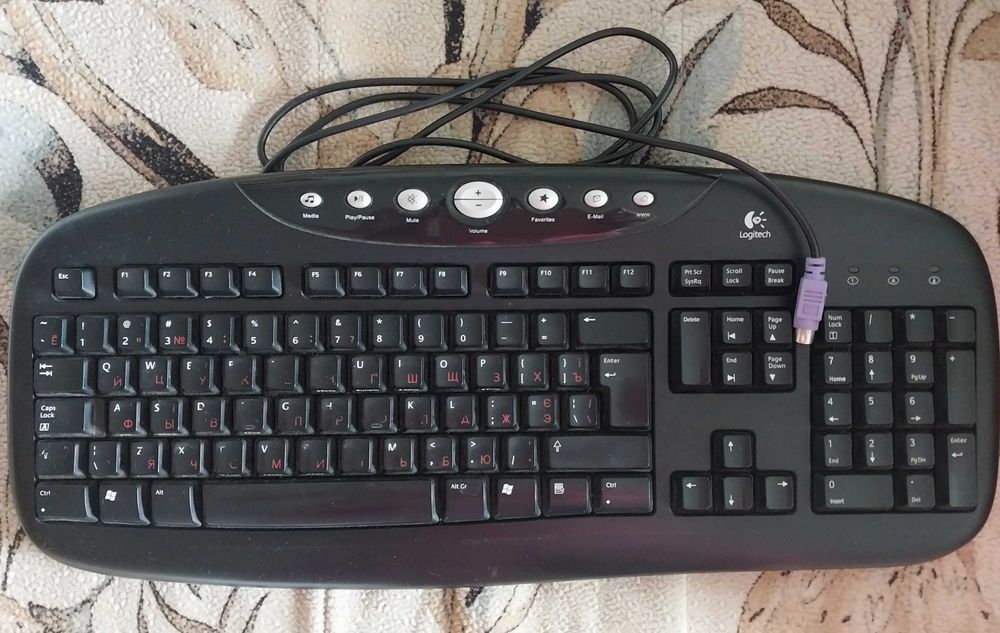 Клавіатура Logitech Classic+ Internet Pro Keybiard
