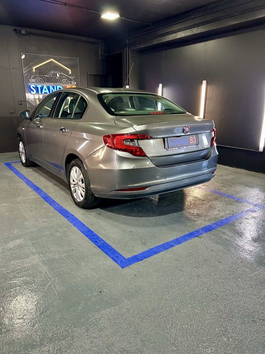 Fiat Tipo Lounge 1.4 Sedan