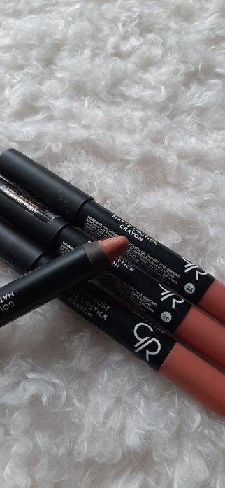 Golden Rose Matte Crayon 26 pomadka w kredce