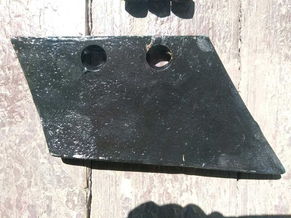 Отвал лемех предплужника правый.Gregoire Besson (IQ Parts) 19114 19188