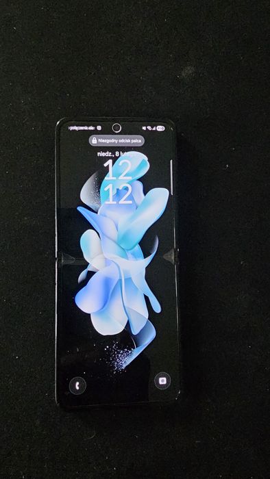 Samsung z flip 4