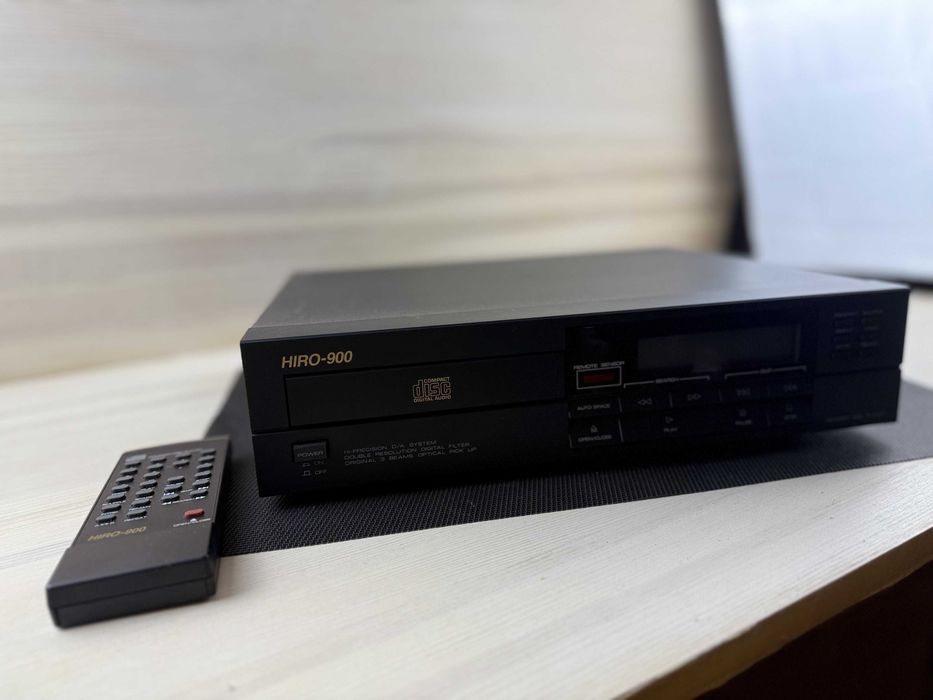 Schneider Model HIRO-900 CD Plaer. Програвач CD