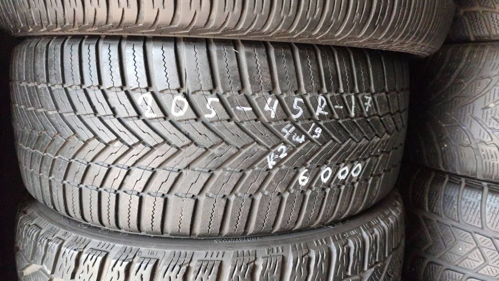 Зимові шини б/у r-17