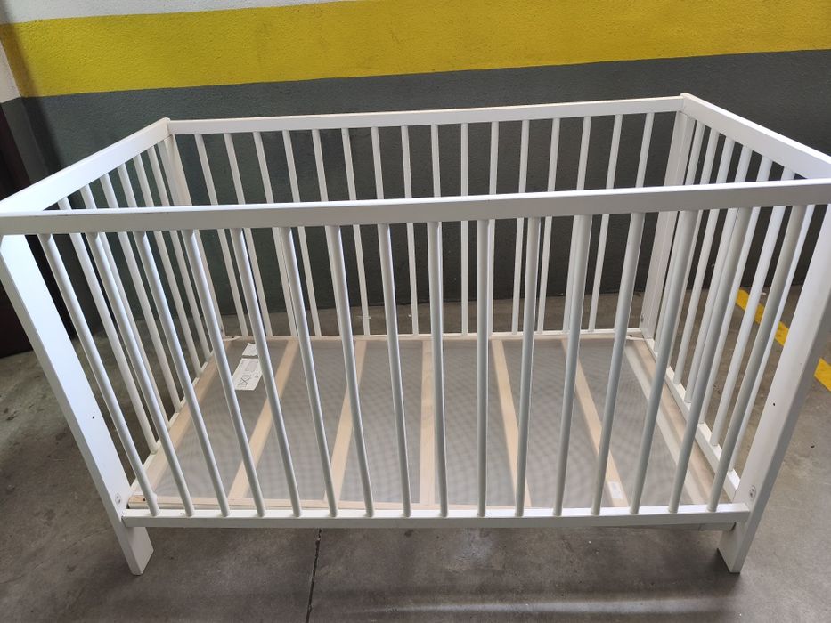 Cama  berço de bebê