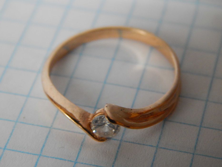 Подарунки! золото каблучка сережки тризуб каштан зірка