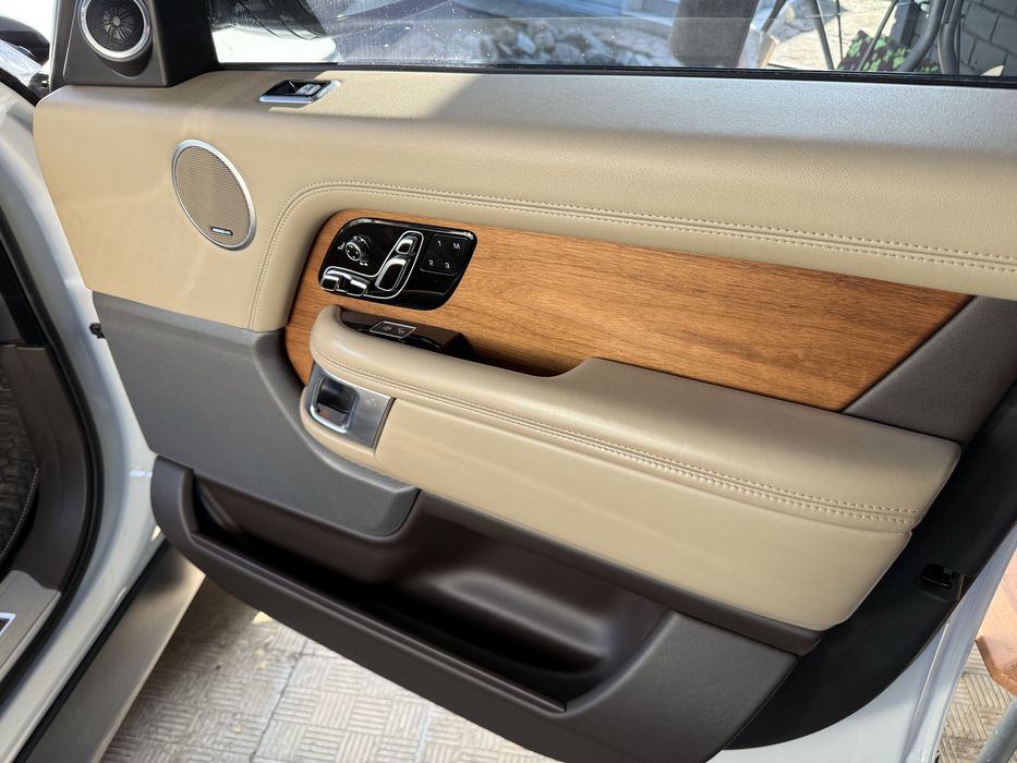 Land Rover Range Rover 2019 VIN SALGS5SE2LA575237 фото оголошення 20 з 24