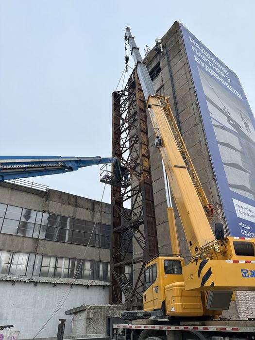 Послуги автокрана 30 тон 43 метра стріла