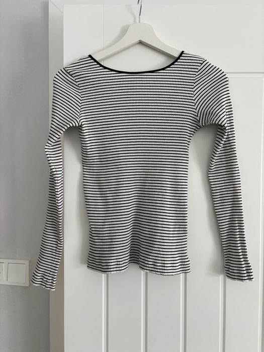 Bluzka z dekoltem  na plecach Massimo Dutti S