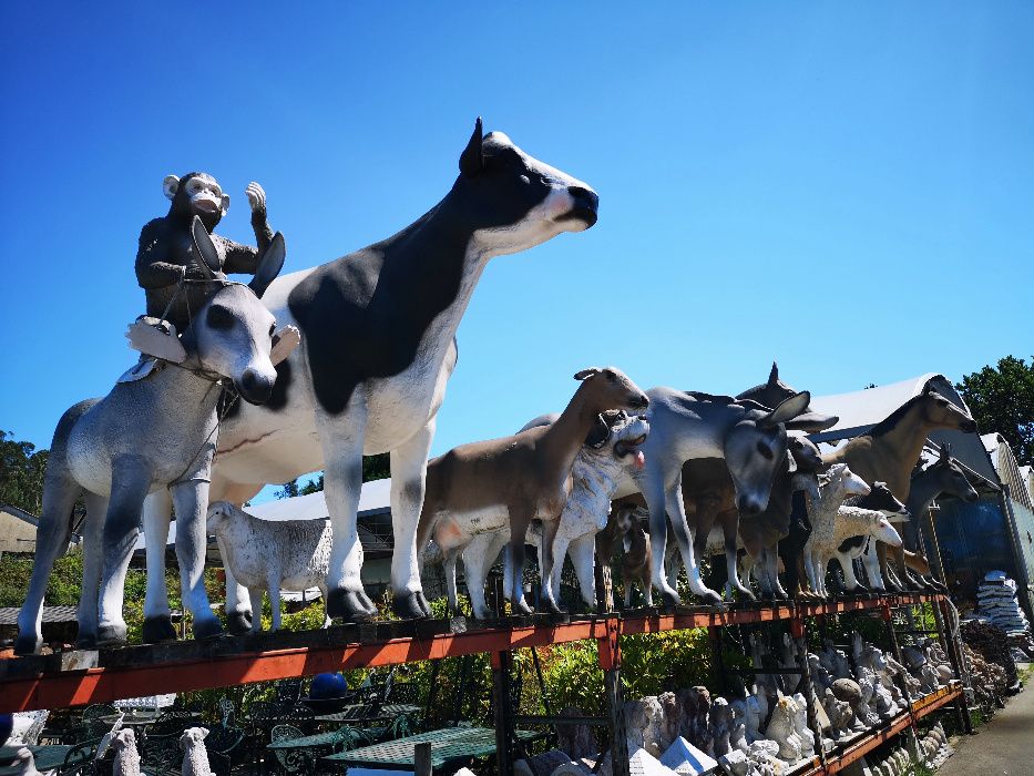 Animais / Figuras em Fibra de Vidro