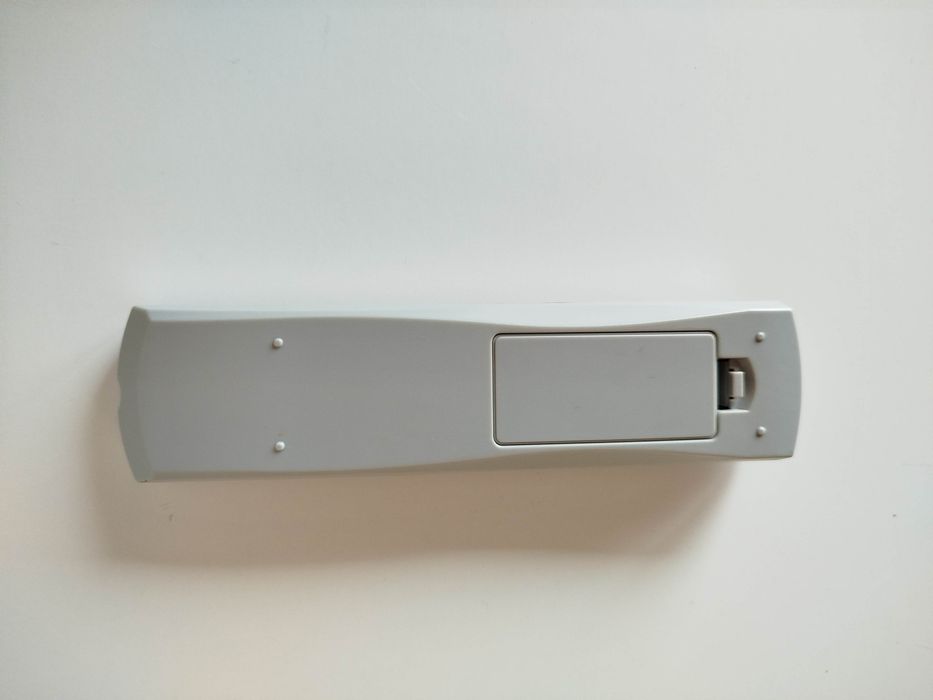 Comando TV/Monitor Electronia - Modelo FH06J490295
