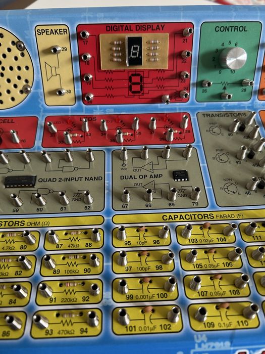 Gra elektroniczna do nauki podstaw elektroniki