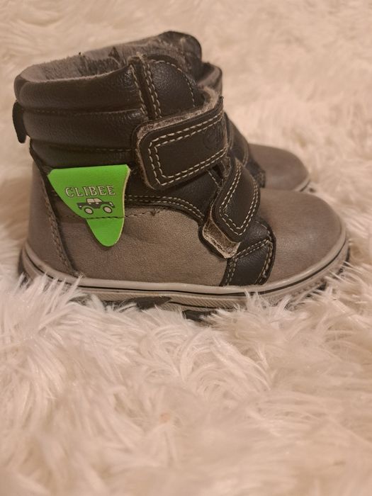 Buty zimowe,trapery, śniegowce r.22