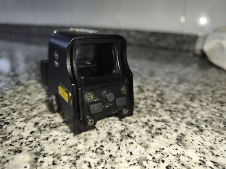 Mira holográfica