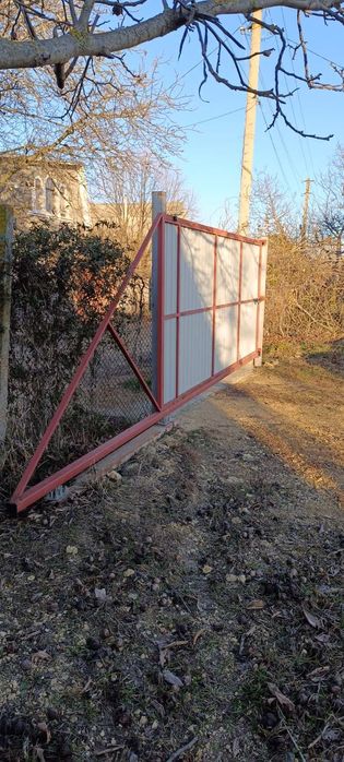 Продам дачу (дом-термос) с возможностью проживания круглый год.