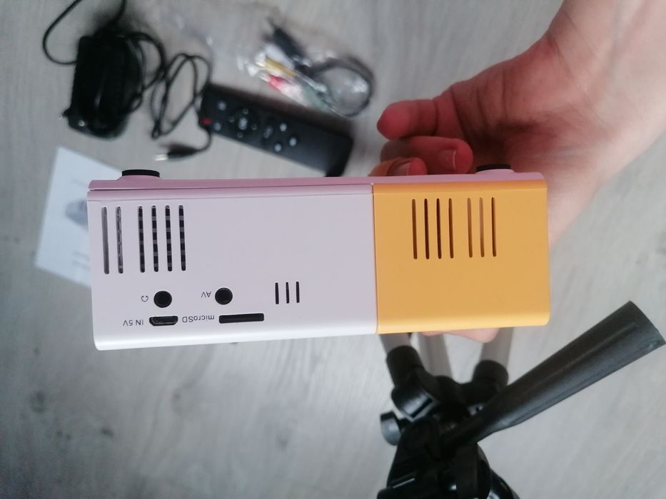 Led projector/ проектор + штатив