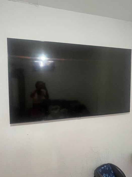 Samsung Smart TV 75” – Avariada – Para Reparação/Peças