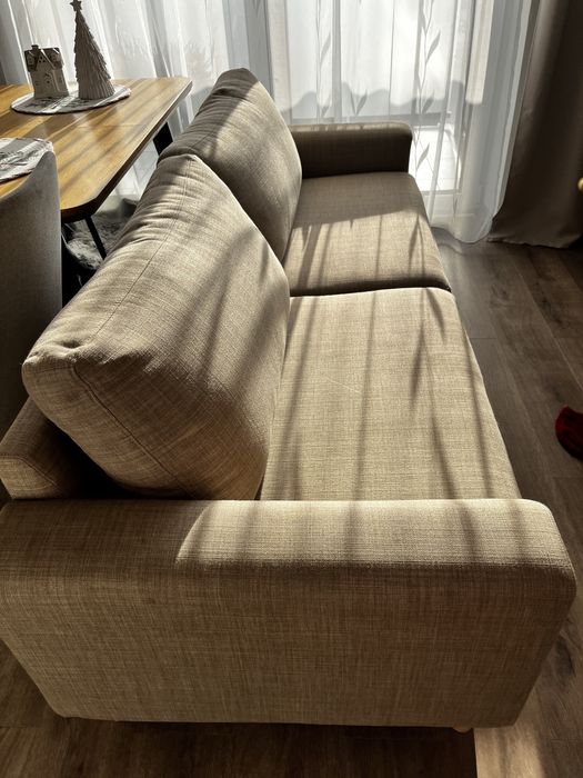 Kanapa 3 osobowa beżowa z transportem nierozkladana
