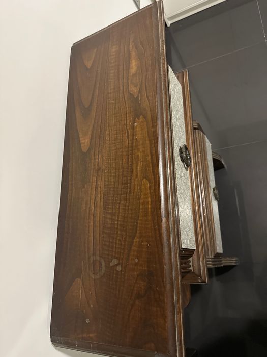 Móvel madeira com duas gavetas