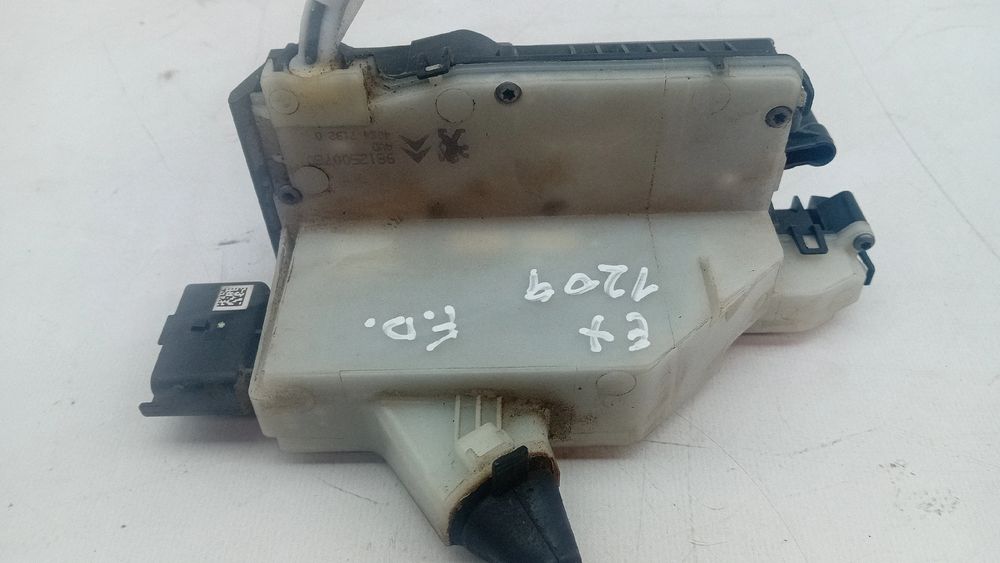 Fechadura / fecho porta frente direito PEUGEOT 208