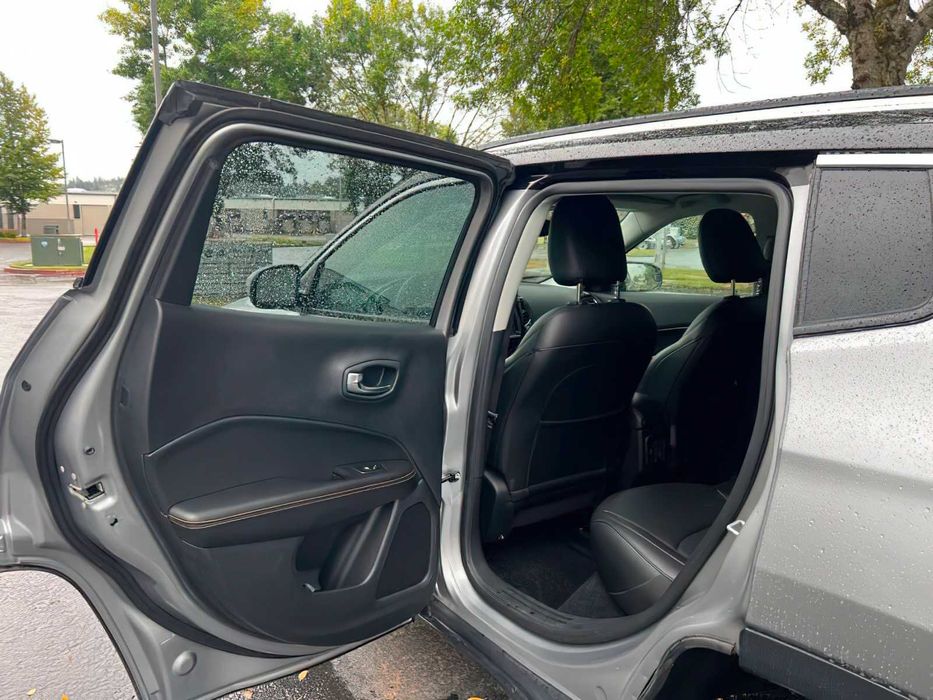Jeep Compass      2019