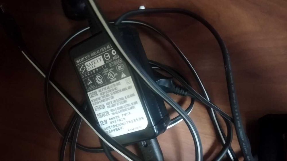 Професійна відеокамера Sony HXR-MC1500. (Повний комплект.)