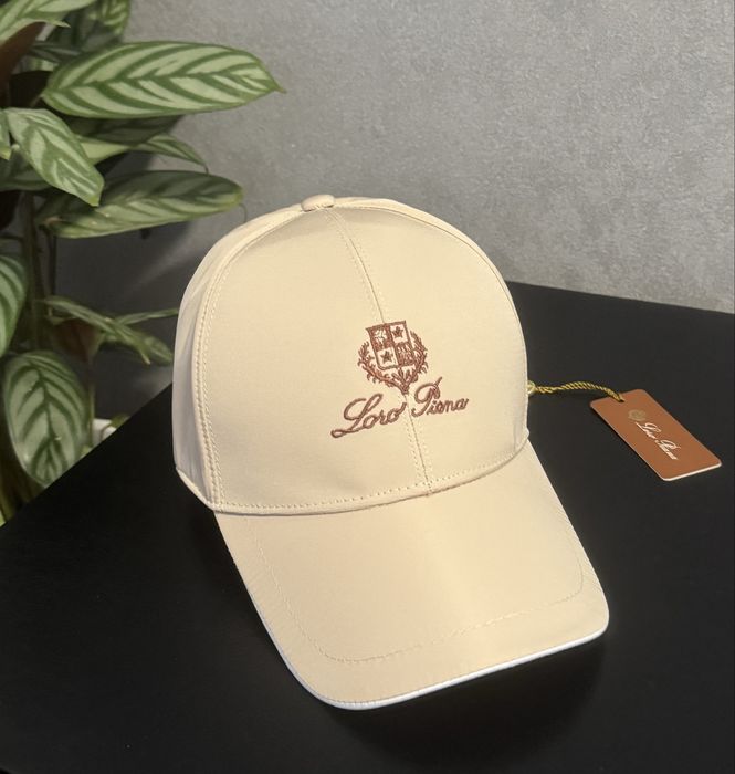 Кепка  Лоро Пиана бейсболка Loro Piana Baseball Hat Beige