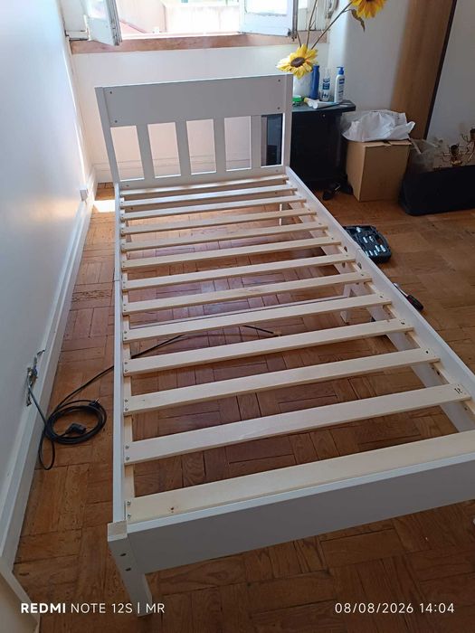 Cama de solteiro