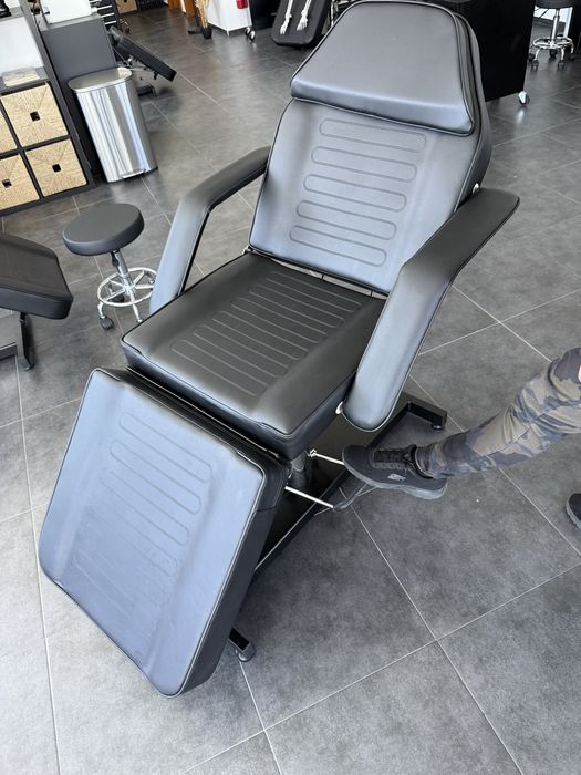 Marquesa Profissional Ajustável (Estética / Tatuagem / Massagem) – Nova
