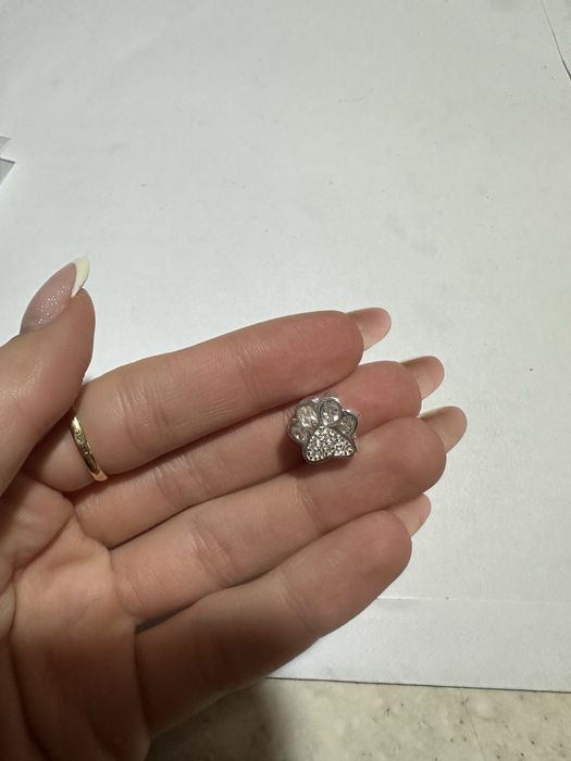 charms zawieszka łapka pies