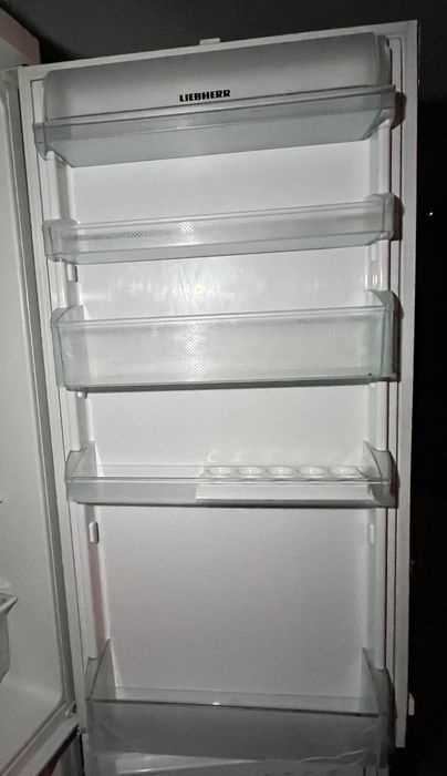 Запчастини для холодильника Liebherr CP 40030