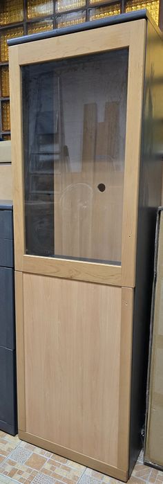 Wyprzedaż mebli komplet szafki biurowe szuflady witryna