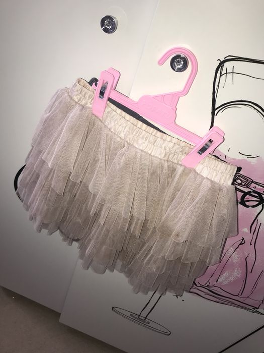 Zara spodnica 140 nowa