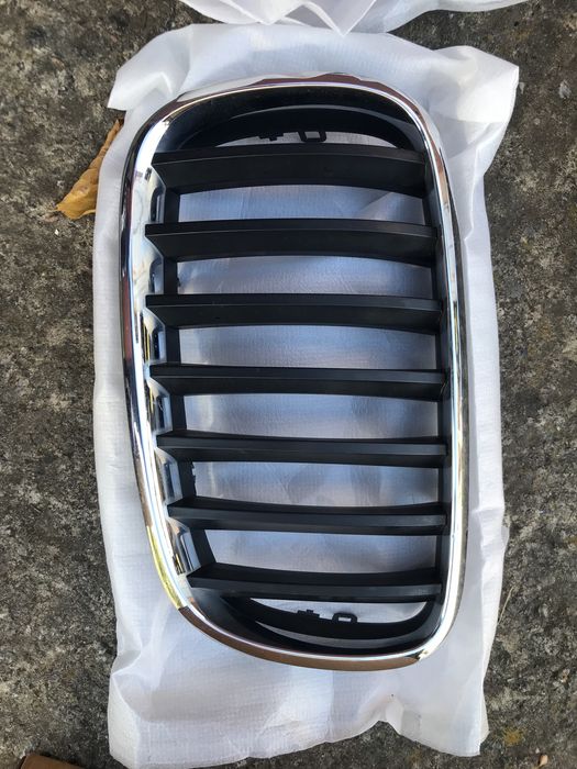 Решітки (ноздрі) капота Бмв х5 е70