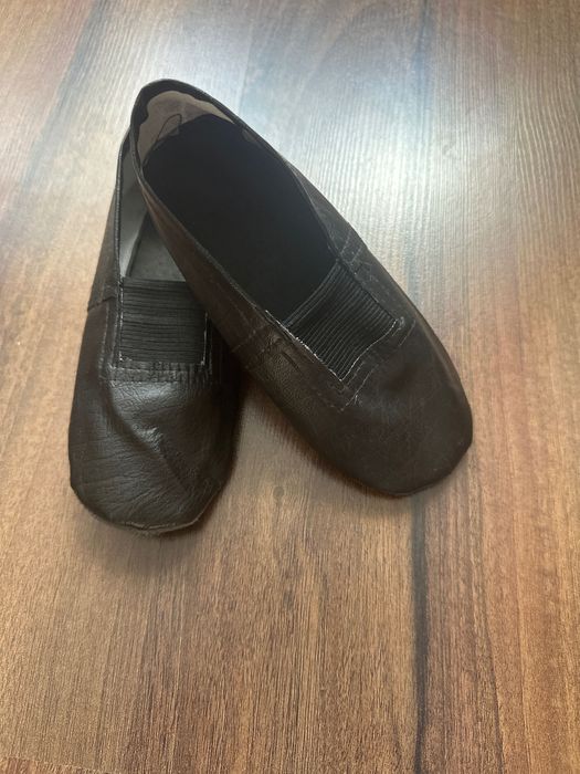 Чешки чорні універсальні