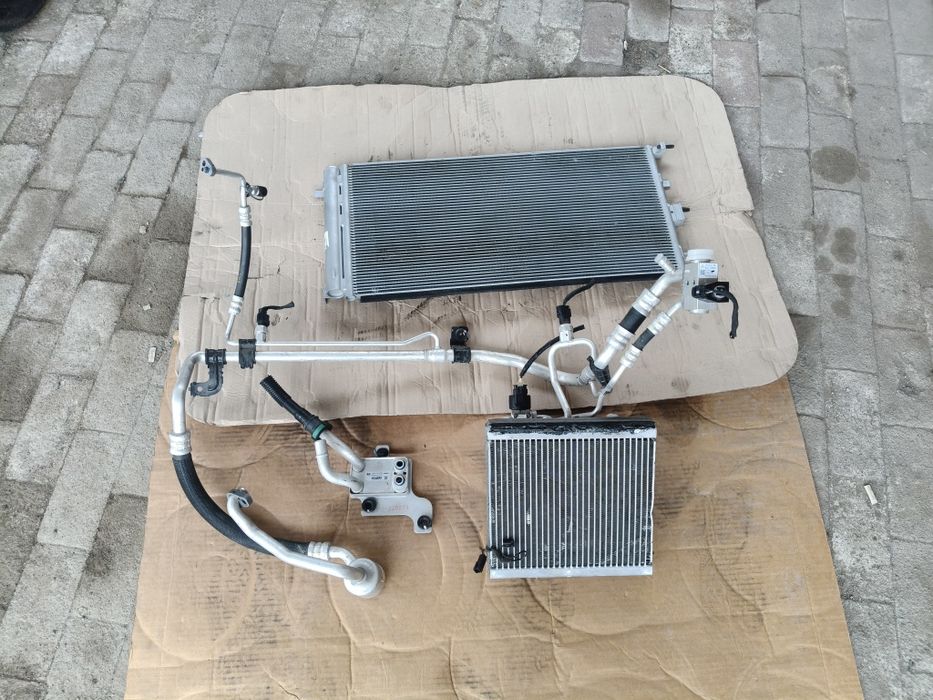 Магістраль кондиціонера KIA Niro Phev t41623-1760 радіатор випарник